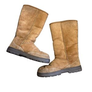 The Original UGG Boots Tan Suede - 10